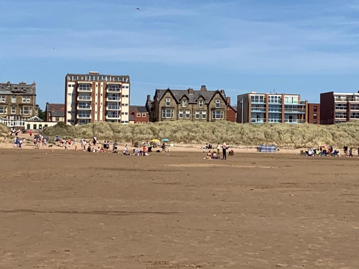 Beach View - Amazing Sea Views Lytham St Annes Ngoại thất bức ảnh